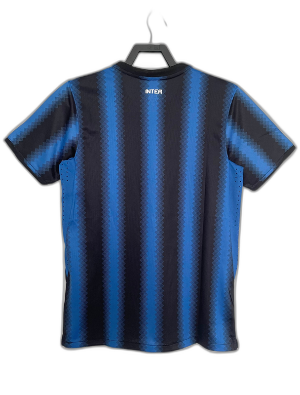 Inter Milan 10/11 I Home Jersey - Retro Version